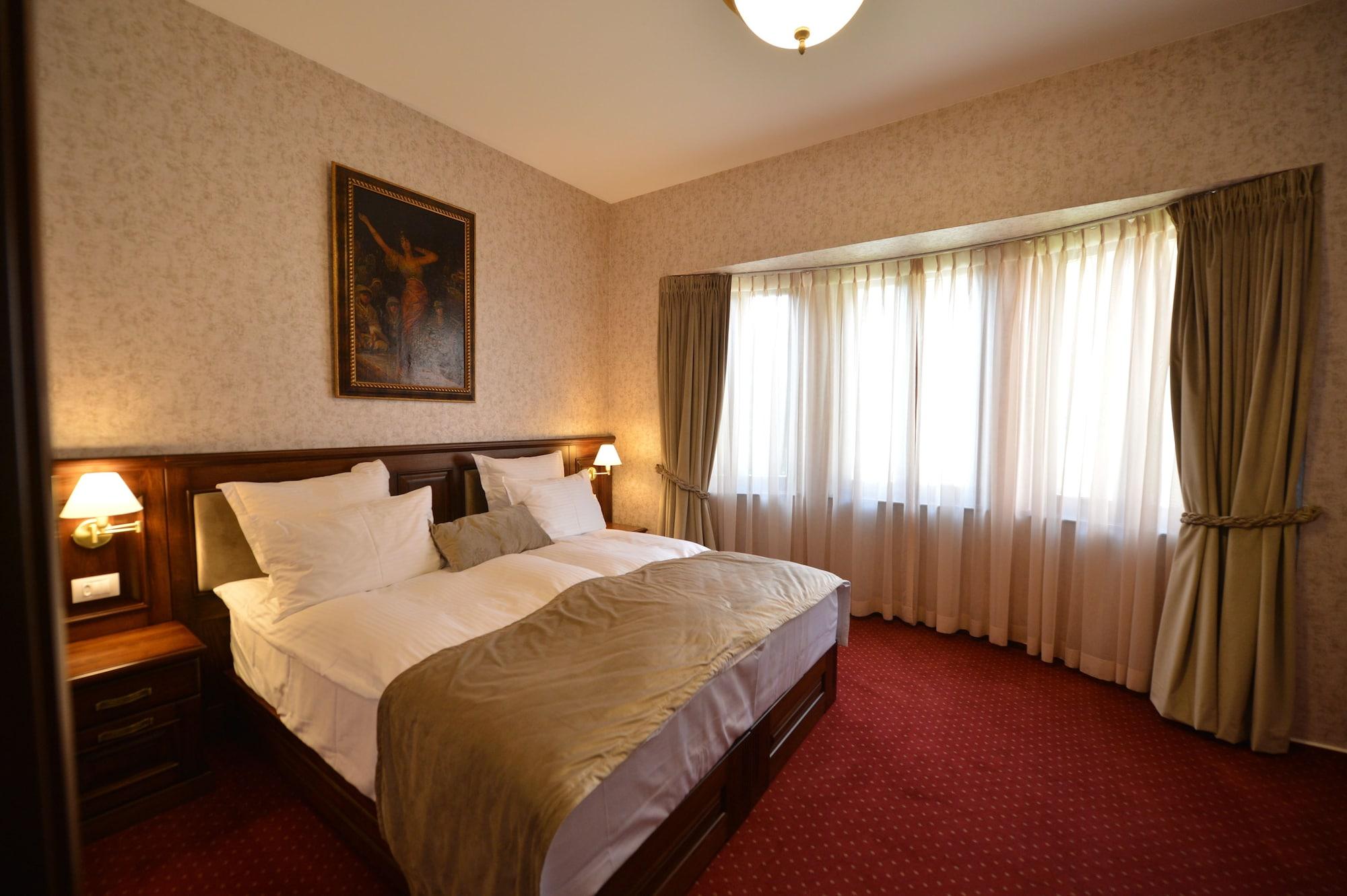 Noblesse Boutique Hotel 5*